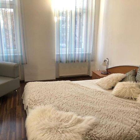Apartmany Galeta Karlovy Vary Exterior foto