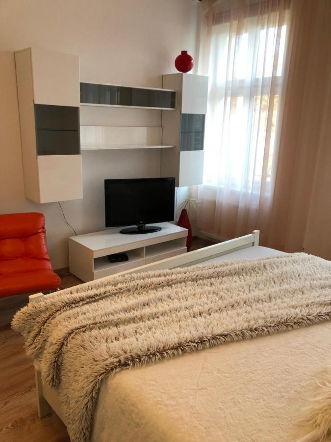 Apartmany Galeta Karlovy Vary Exterior foto