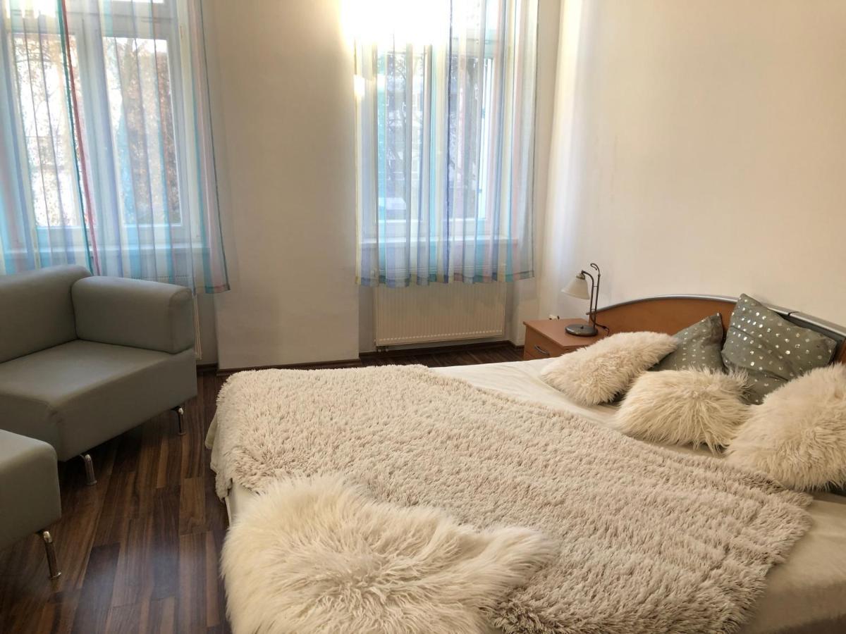 Apartmany Galeta Karlovy Vary Exterior foto