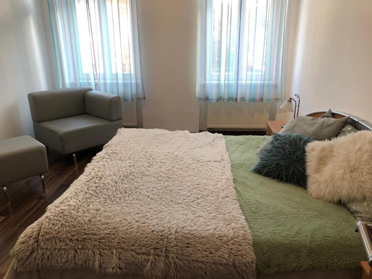 Apartmany Galeta Karlovy Vary Exterior foto